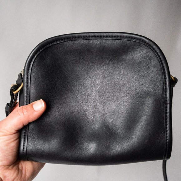 Vintage Coach Abbie Crossbody Bag in Glove-Tanned Black Leather - Picture 5 of 11